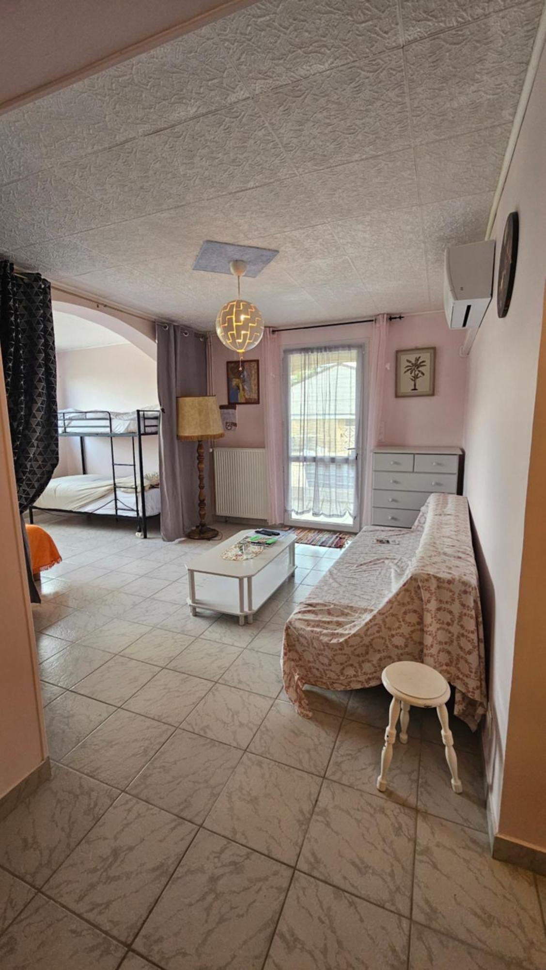 Gite Esprit Etape Saint-Barthelemy-de-Vals Екстер'єр фото