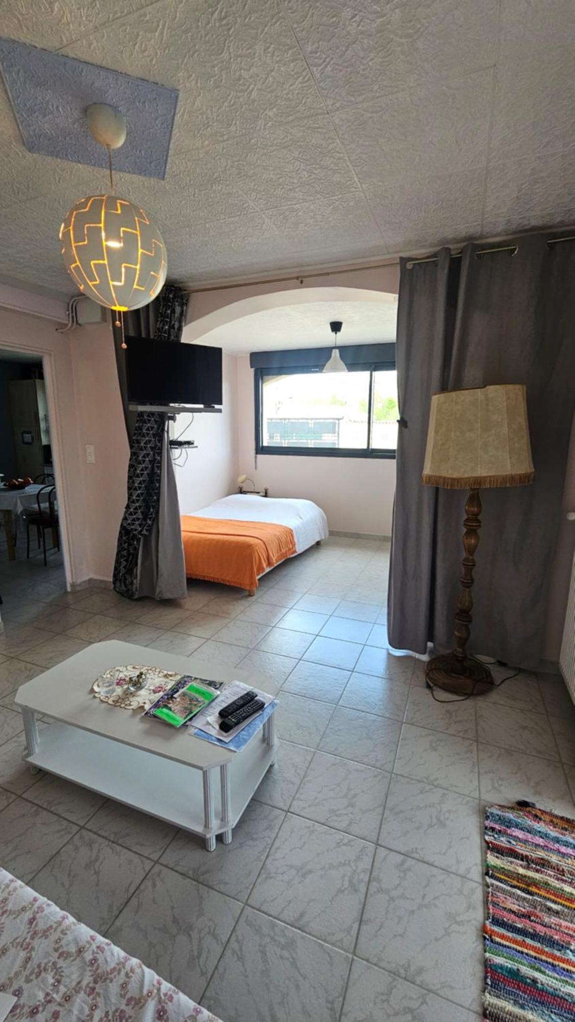 Gite Esprit Etape Saint-Barthelemy-de-Vals Екстер'єр фото